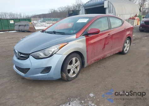 2011 Hyundai Elantra Gls (Ulsan Plant) z USA, uszkodzony, nr VIN KMHDH4AE0BU115202